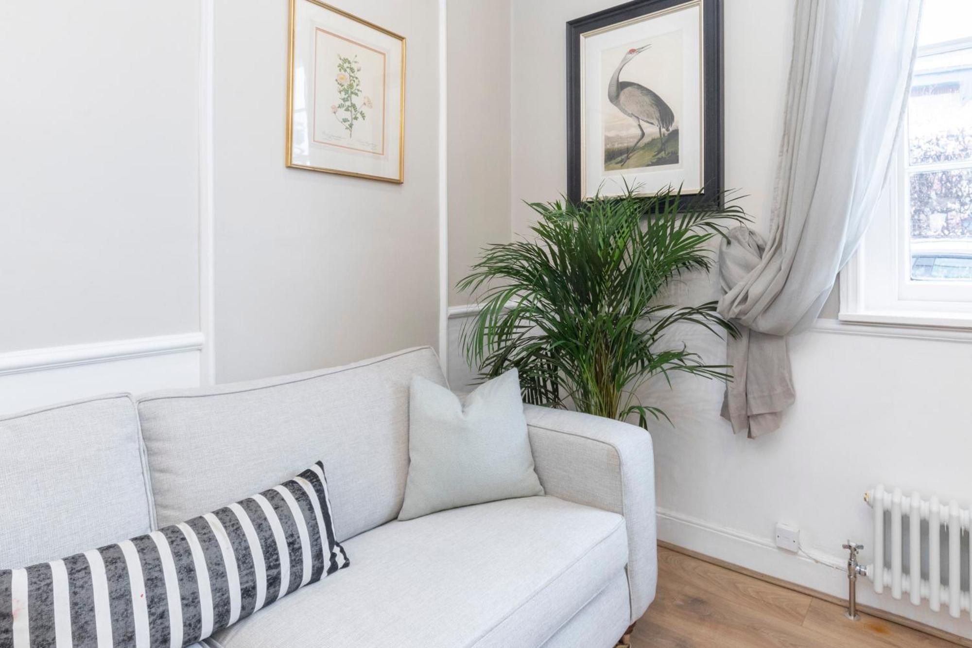 Beautiful 4 Bedroom Home Cheltenham Esterno foto
