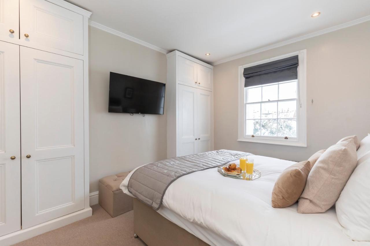 Beautiful 4 Bedroom Home Cheltenham Esterno foto