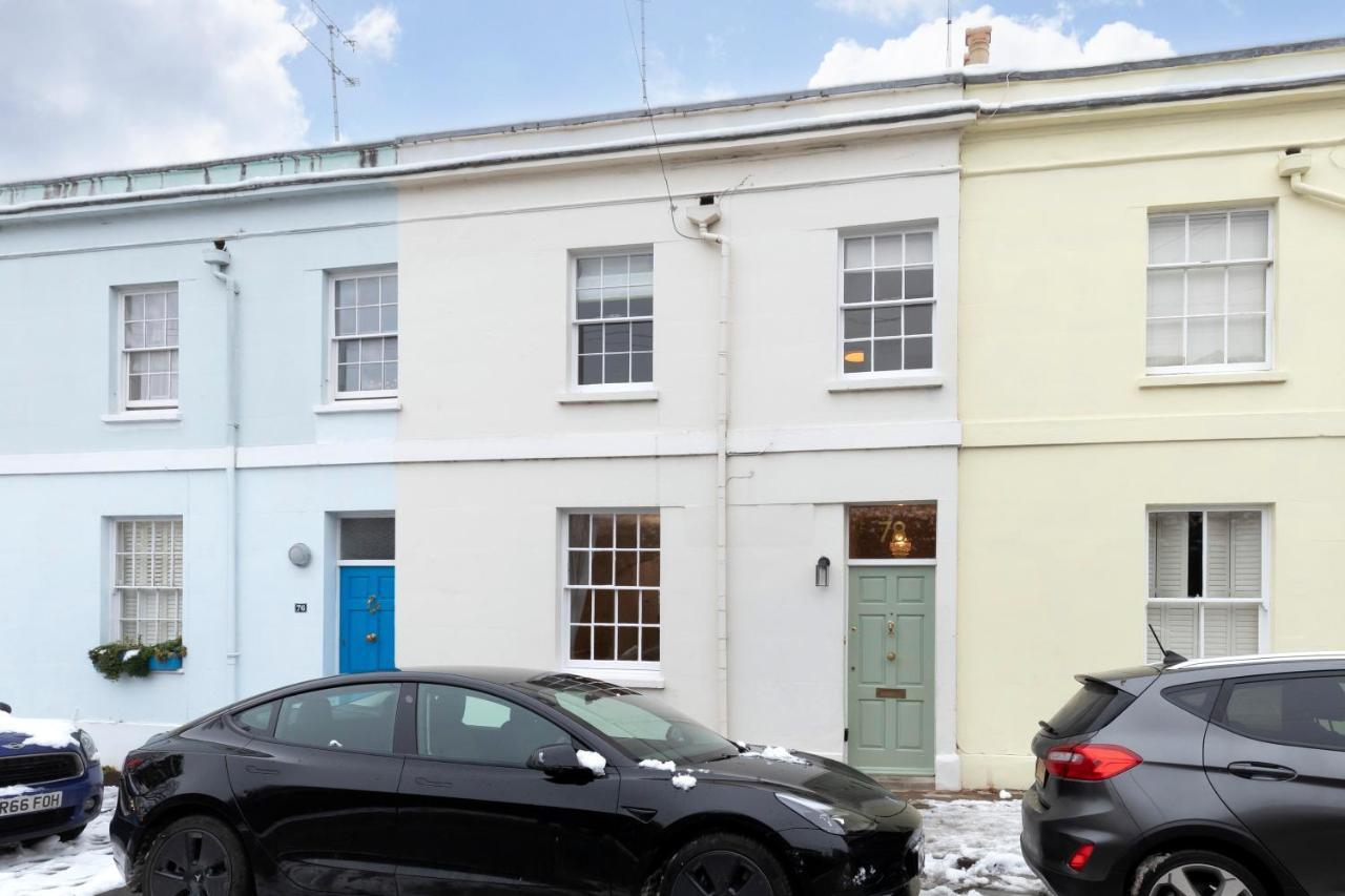 Beautiful 4 Bedroom Home Cheltenham Esterno foto